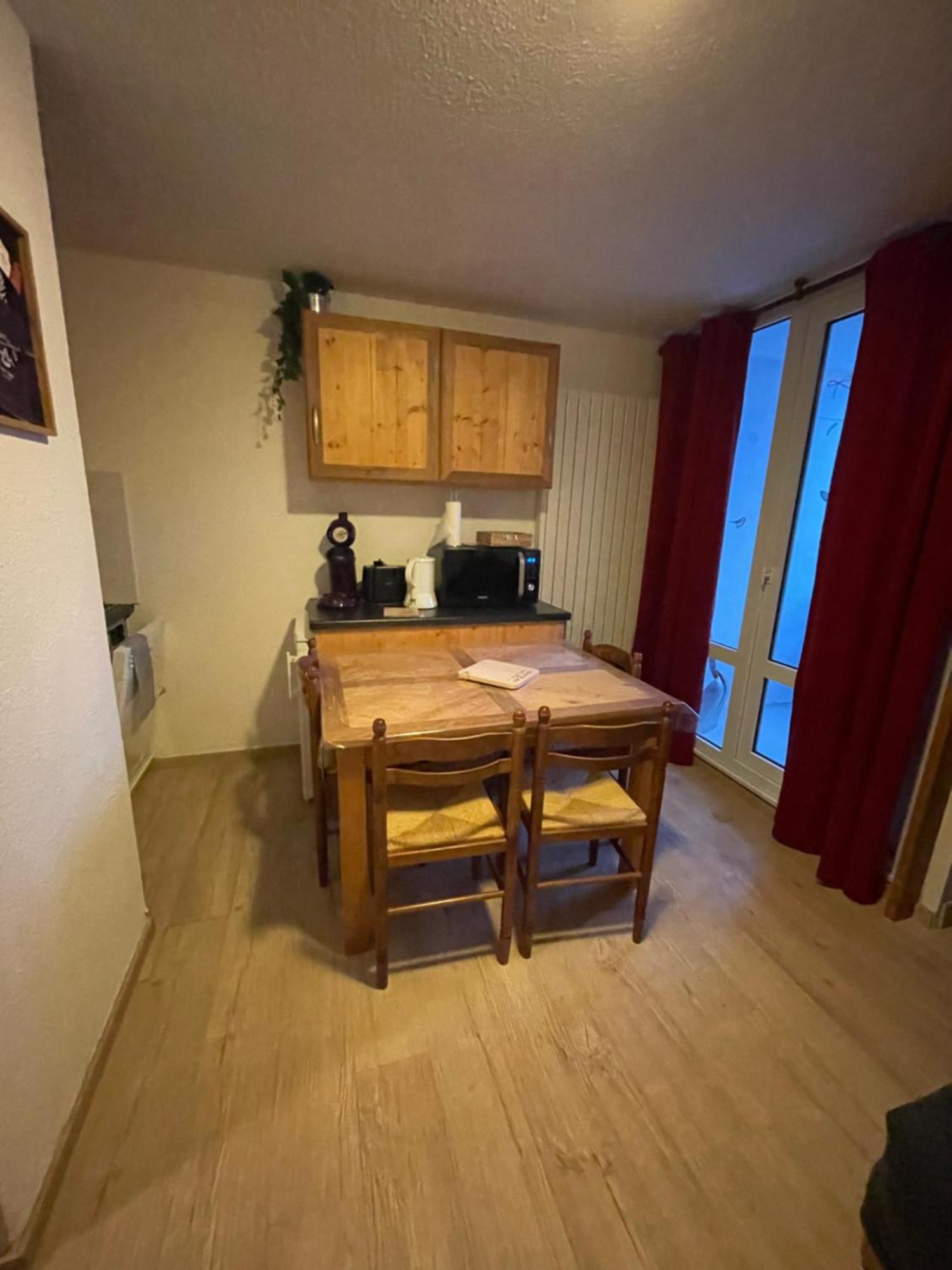 Petit Appartement Labellise Les 2 Alpes Residence Arc En Ciel Telesiege Petite Aiguille Les Deux Alpes Eksteriør billede